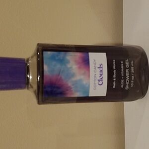 Cotton Candy Clouds shower gel
